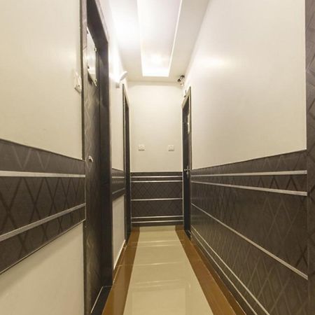 Hotel Accore Inn Мумбаи Экстерьер фото
