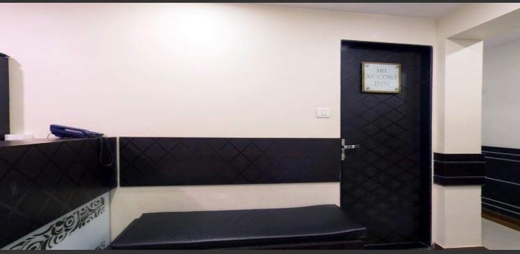 Hotel Accore Inn Мумбаи Экстерьер фото